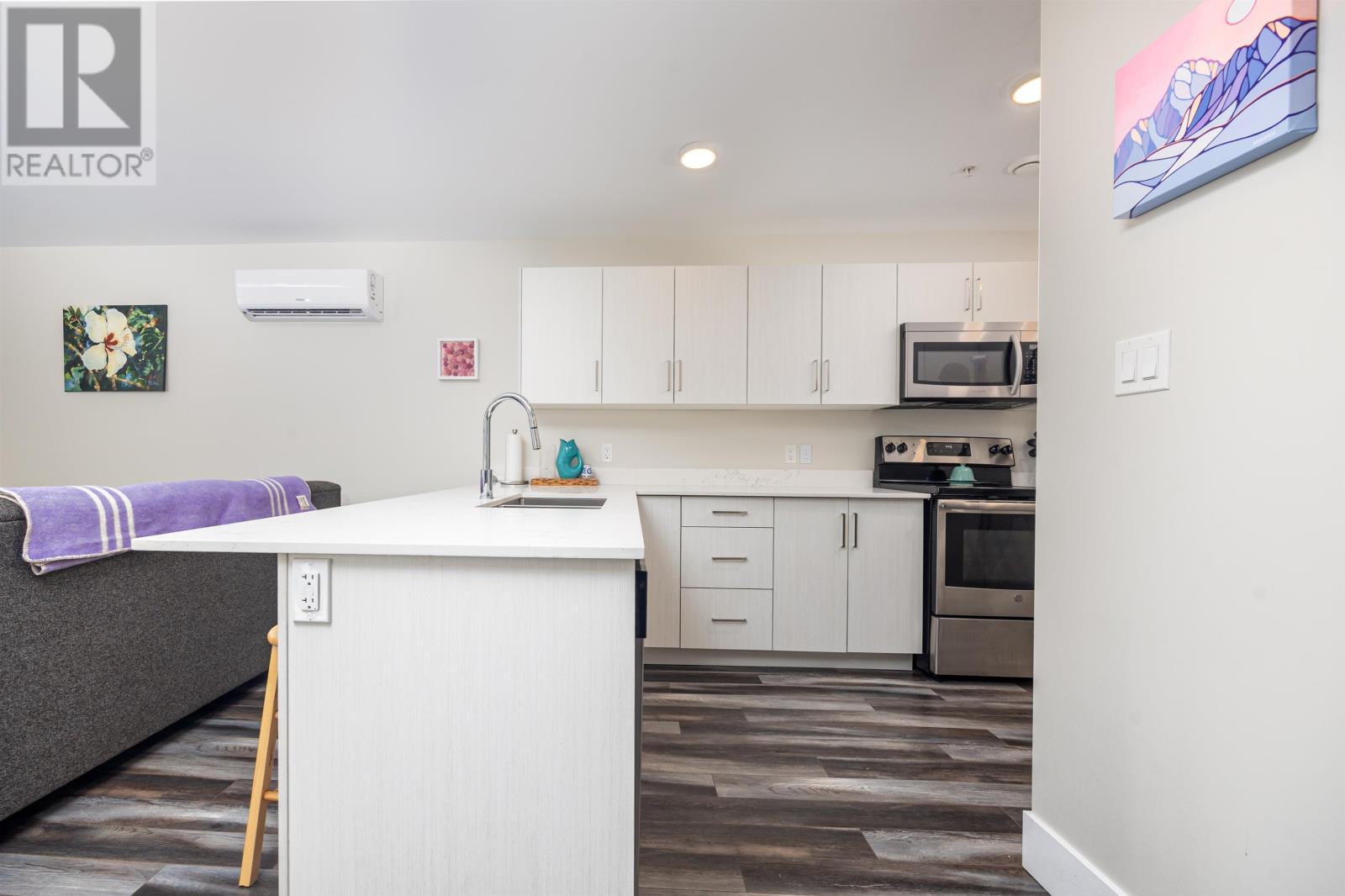 206 29 Stratford Road, Stratford, Prince Edward Island  C1B 1T4 - Photo 5 - 202604936