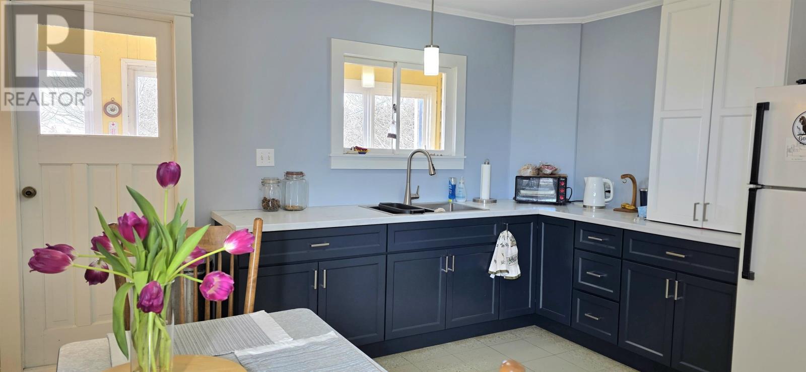 989 Canoe Cove Road, Canoe Cove, Prince Edward Island  C0A 1H7 - Photo 2 - 202604973