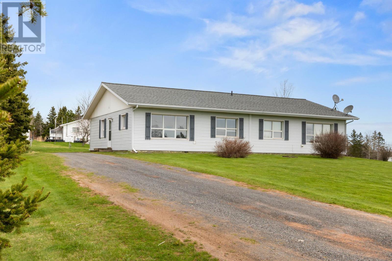 7 BAYVIEW Crescent, Souris West, Prince Edward Island