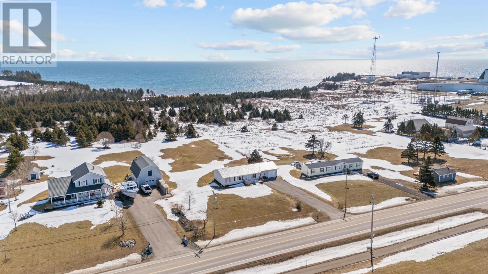 19 Macphee Avenue, Souris, Prince Edward Island  C0A 2B0 - Photo 31 - 202605196