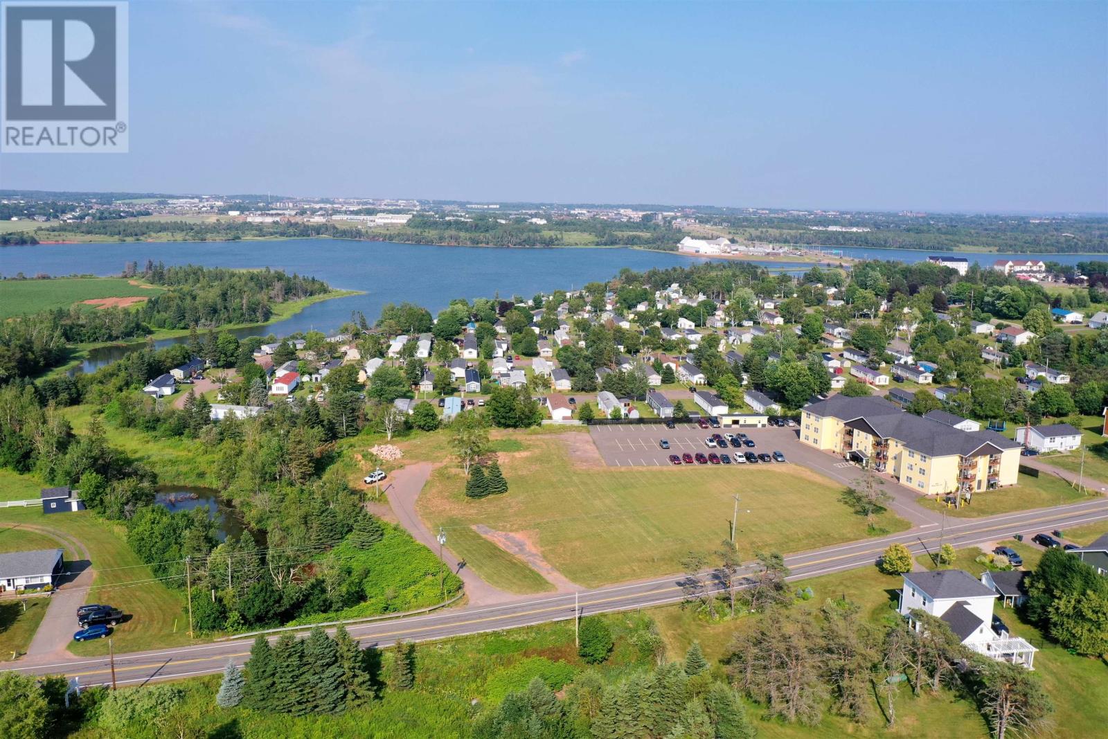 1592 Warren Grove Road, Cornwall, Prince Edward Island  C0A 1H8 - Photo 12 - 202605210