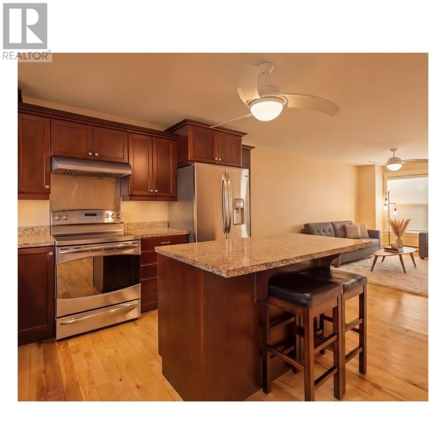 320b Queen Street, Charlottetown, Prince Edward Island  C1A 4C3 - Photo 3 - 202605320