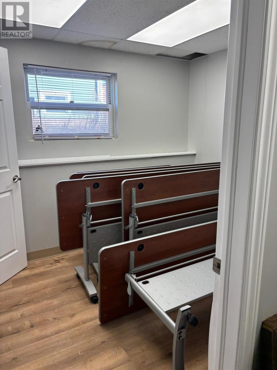 J 106 Kensington Road, Charlottetown, Prince Edward Island  C1A 5J5 - Photo 3 - 202605329