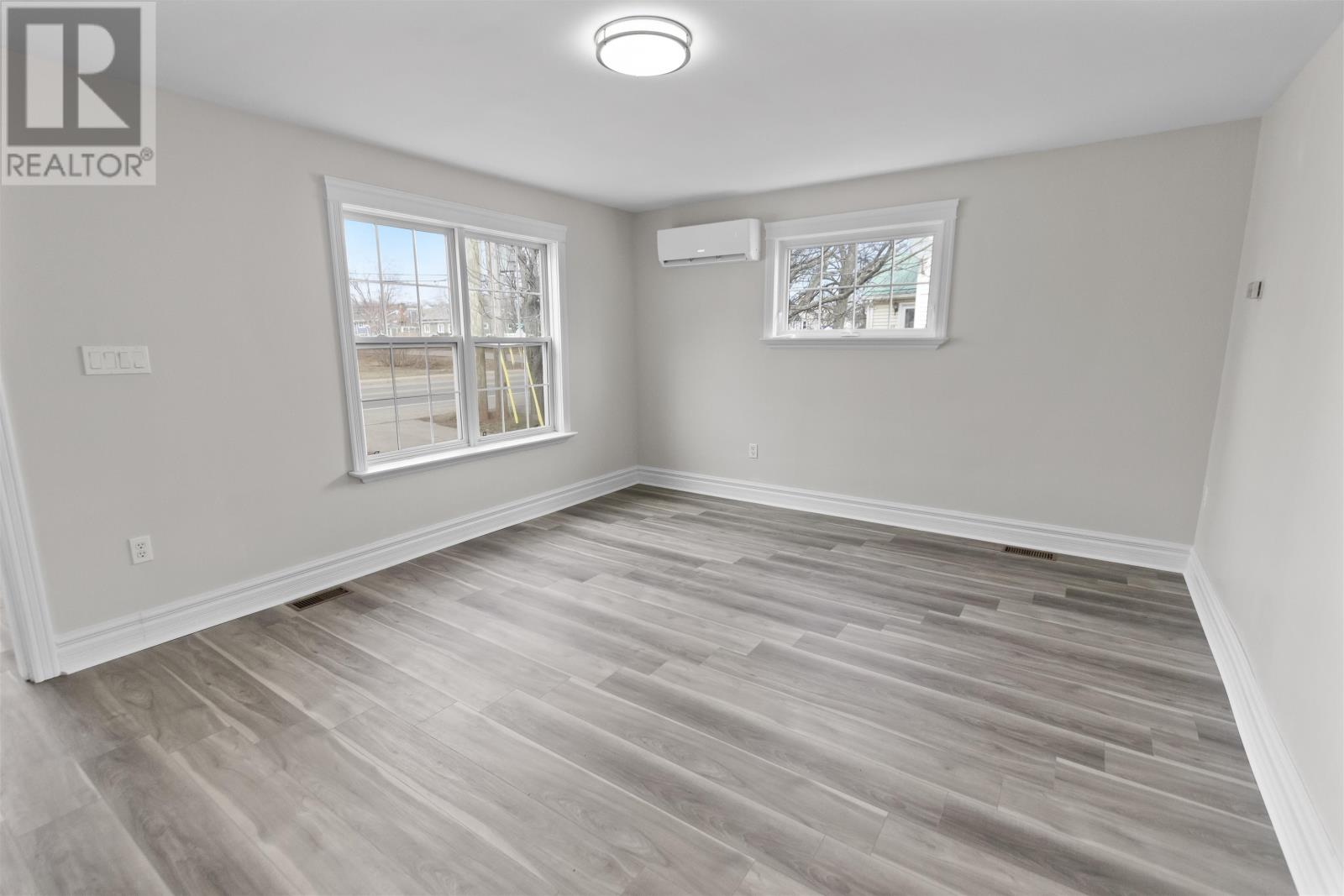 206 Belvedere Avenue, Charlottetown, Prince Edward Island  C1A 2Z3 - Photo 3 - 202605413