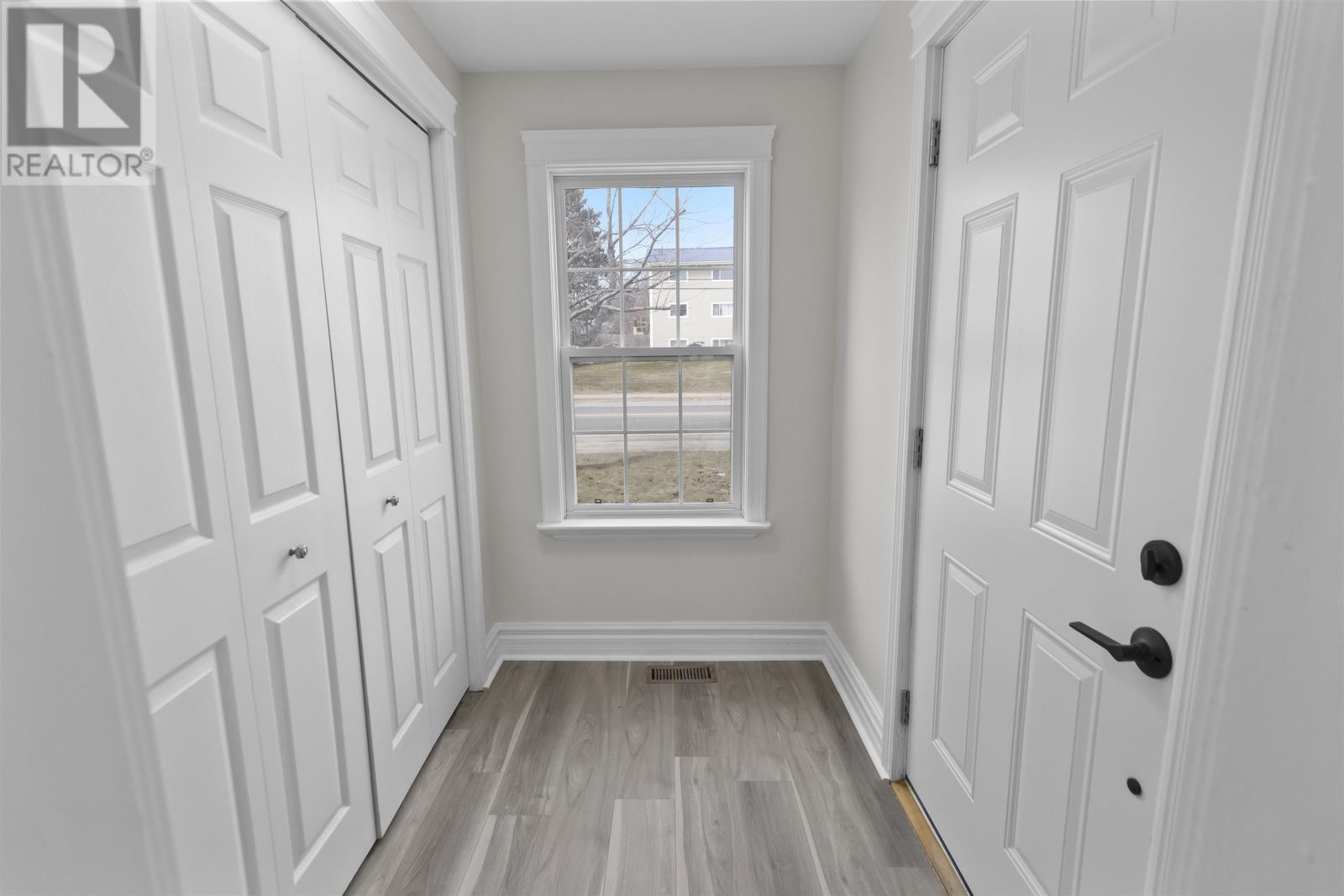 206 Belvedere Avenue, Charlottetown, Prince Edward Island  C1A 2Z3 - Photo 5 - 202605413