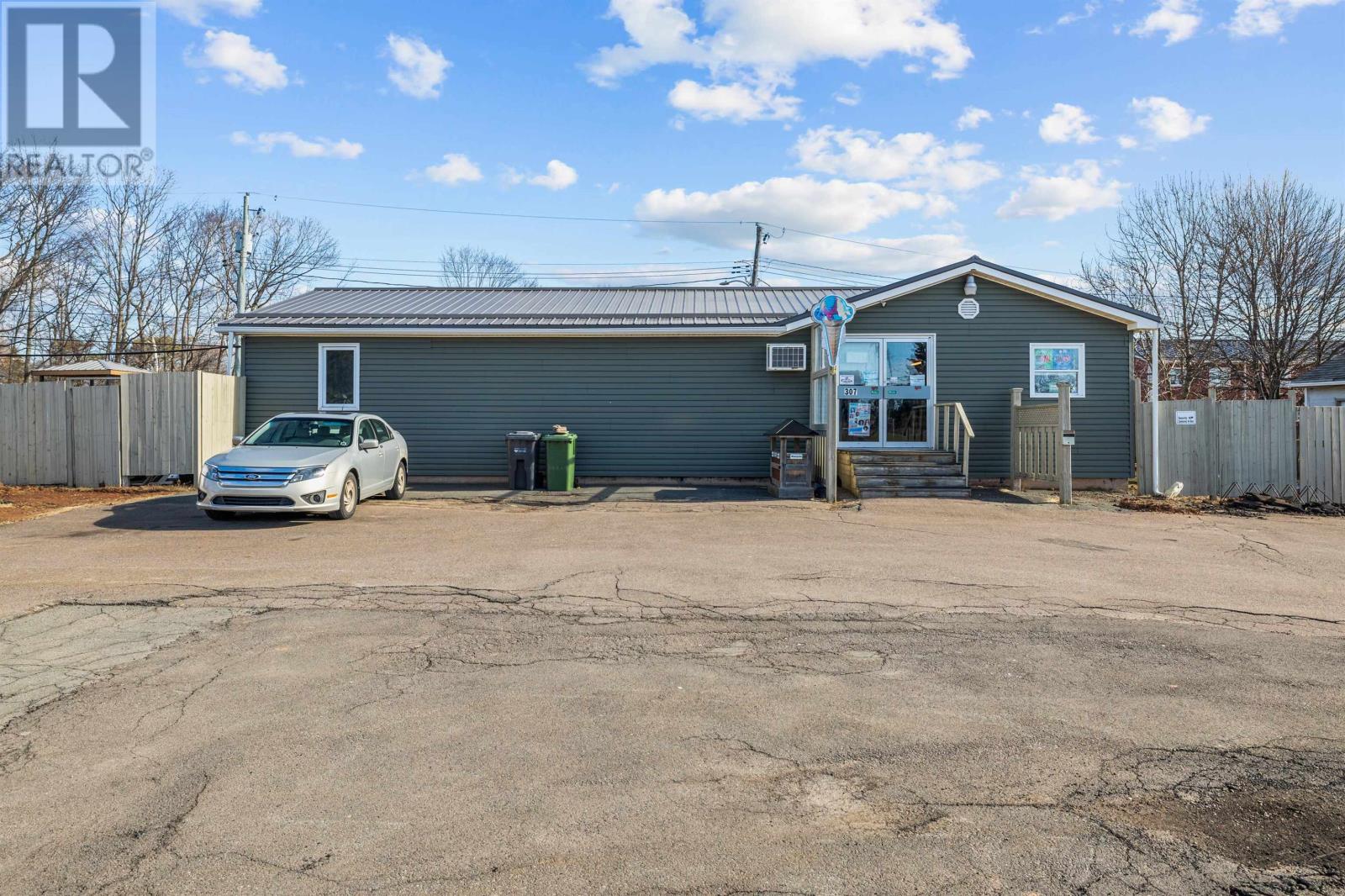 307 Patterson Drive, Charlottetown, Prince Edward Island  C1A 8K9 - Photo 4 - 202605430