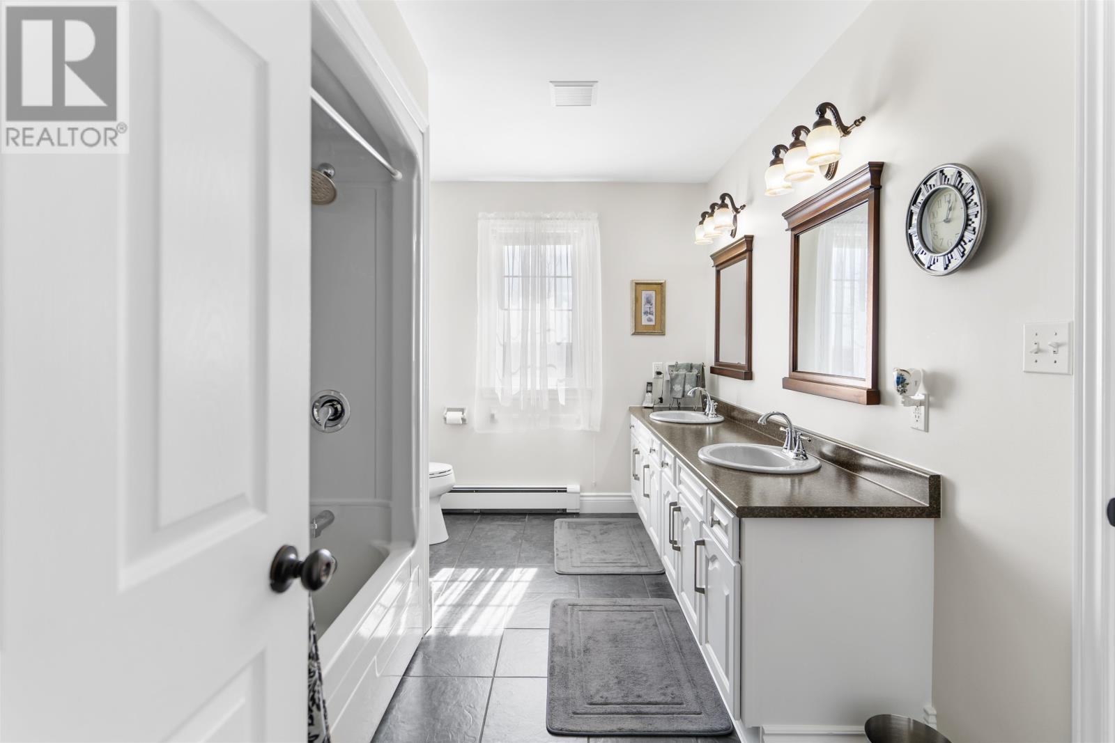 139 Baker Shore Road, Summerside, Prince Edward Island  C1N 4J9 - Photo 18 - 202605447