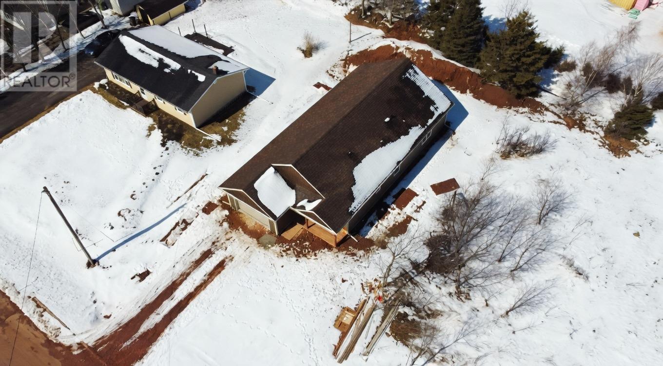 15 Norman Drive, East Royalty, Prince Edward Island  C1C 1E9 - Photo 3 - 202605467