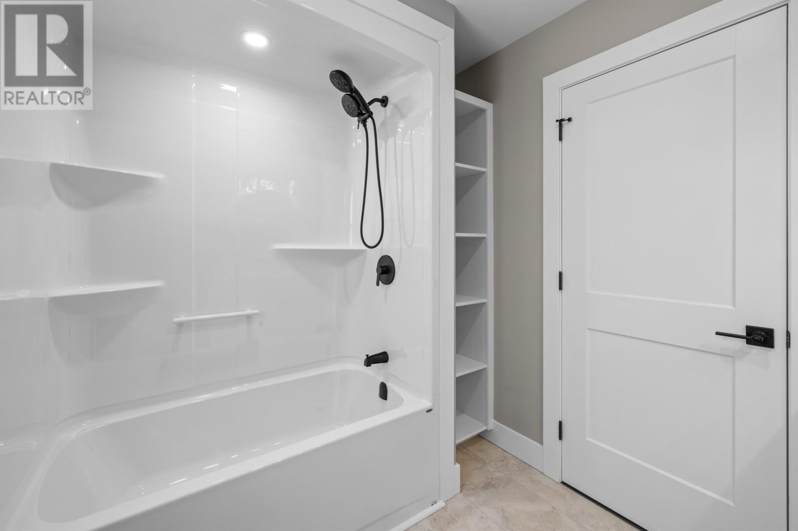 9 Anne Avenue, Charlottetown, Prince Edward Island  C1C 0X1 - Photo 24 - 202605496