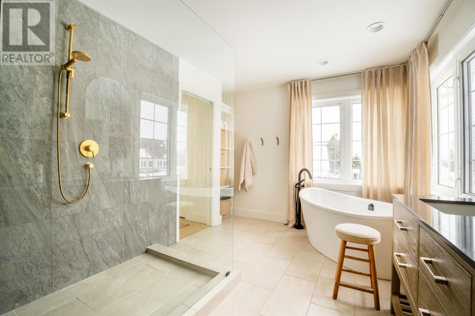 493 York Point Road, Cornwall, Prince Edward Island  C0A 1H4 - Photo 35 - 202605631