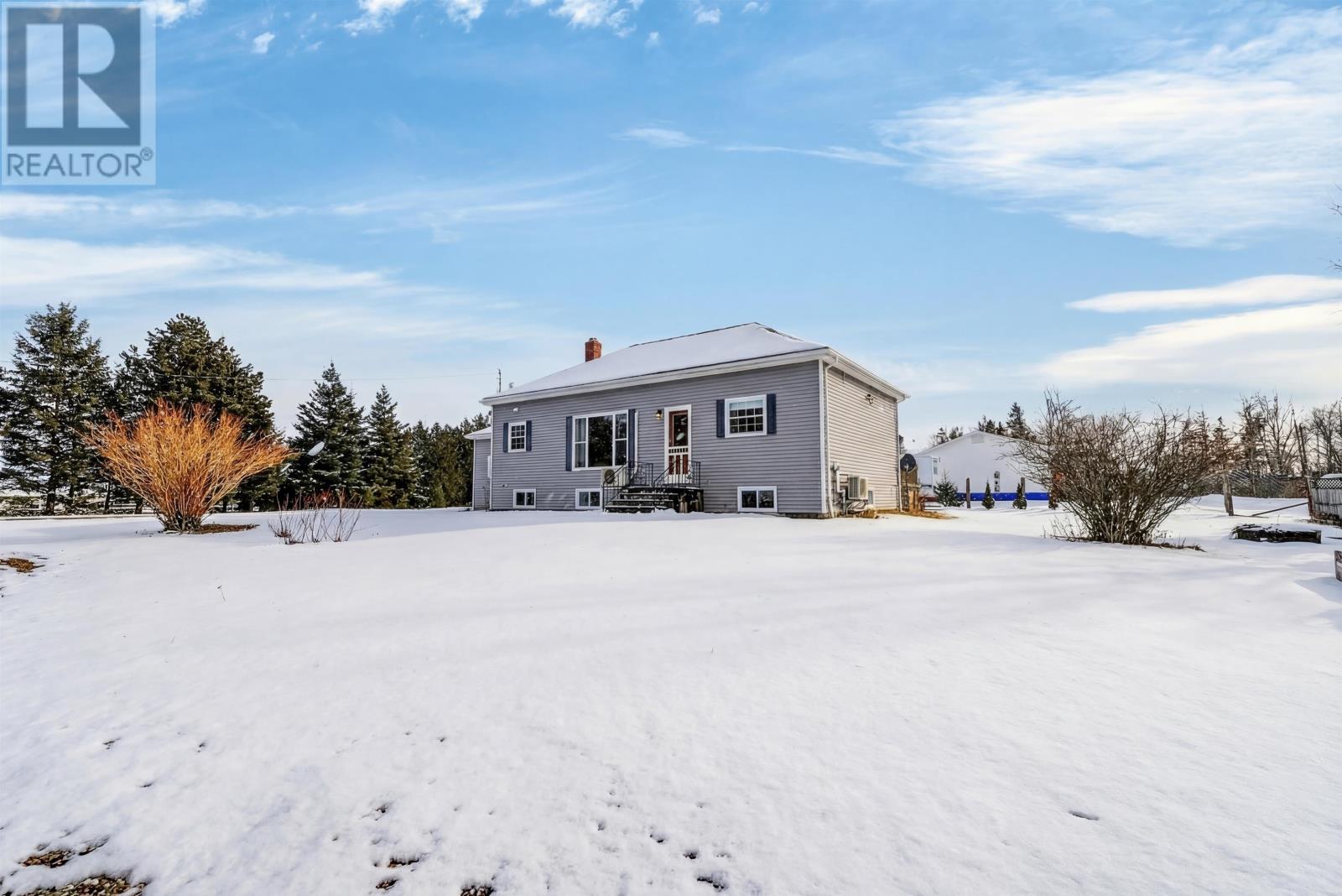 170 Kingston Road, Cornwall, Prince Edward Island  C0A 1H9 - Photo 2 - 202605710