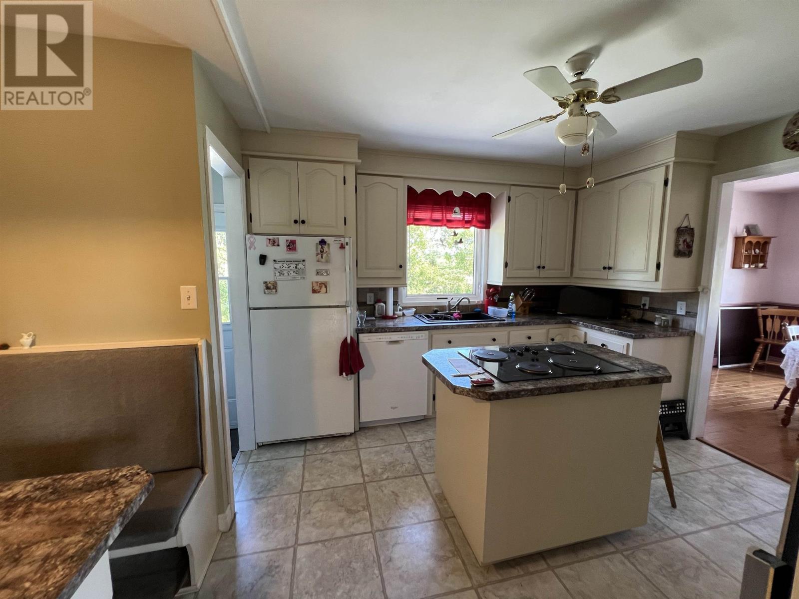 4 Herlihy Drive, Clyde River, Prince Edward Island  C0A 1H3 - Photo 4 - 202605824