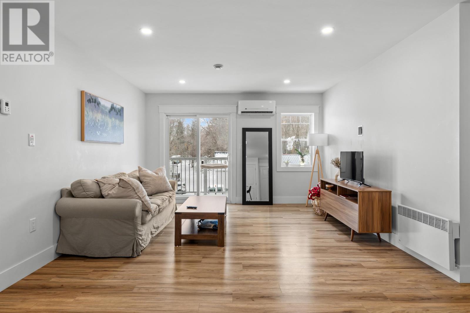 305 562 Malpeque Road, Winsloe South, Prince Edward Island  C1A 7Y8 - Photo 11 - 202606303