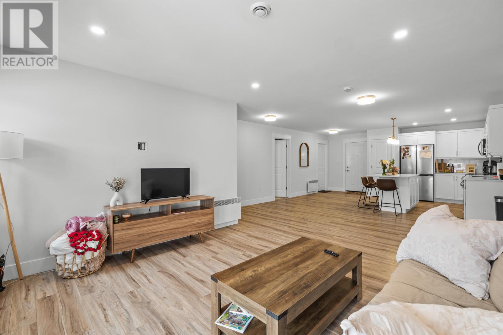 305 562 Malpeque Road, Winsloe South, Prince Edward Island  C1A 7Y8 - Photo 12 - 202606303