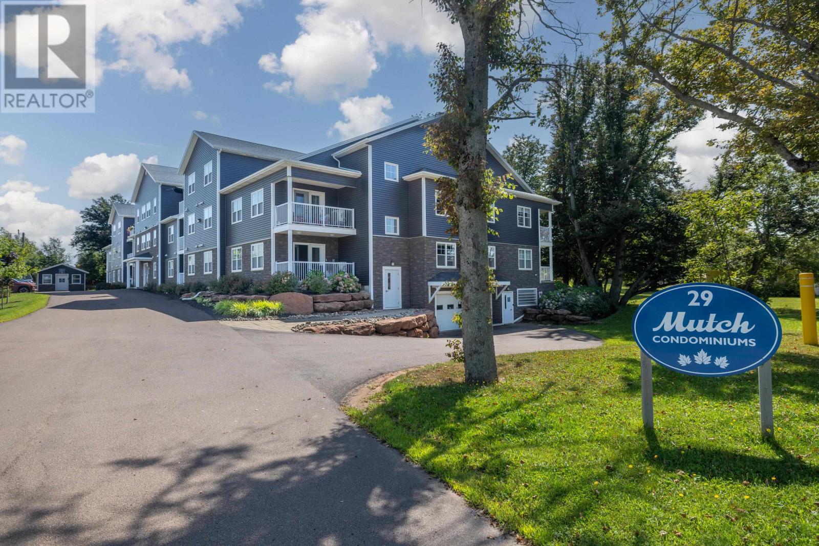 204 29 Stratford Road, Stratford, Prince Edward Island