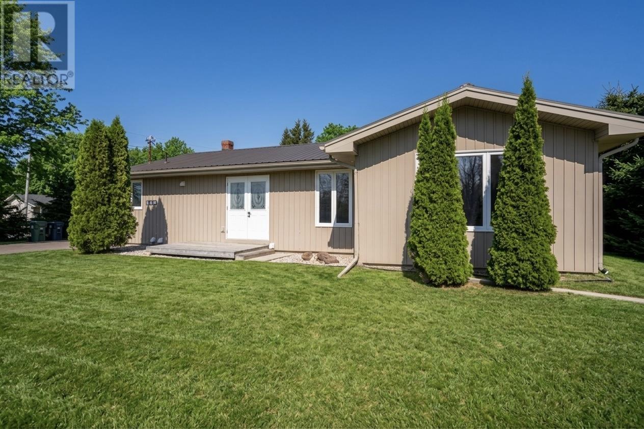 118 Maple Avenue, Charlottetown, Prince Edward Island  C1A 6G4 - Photo 4 - 202606693