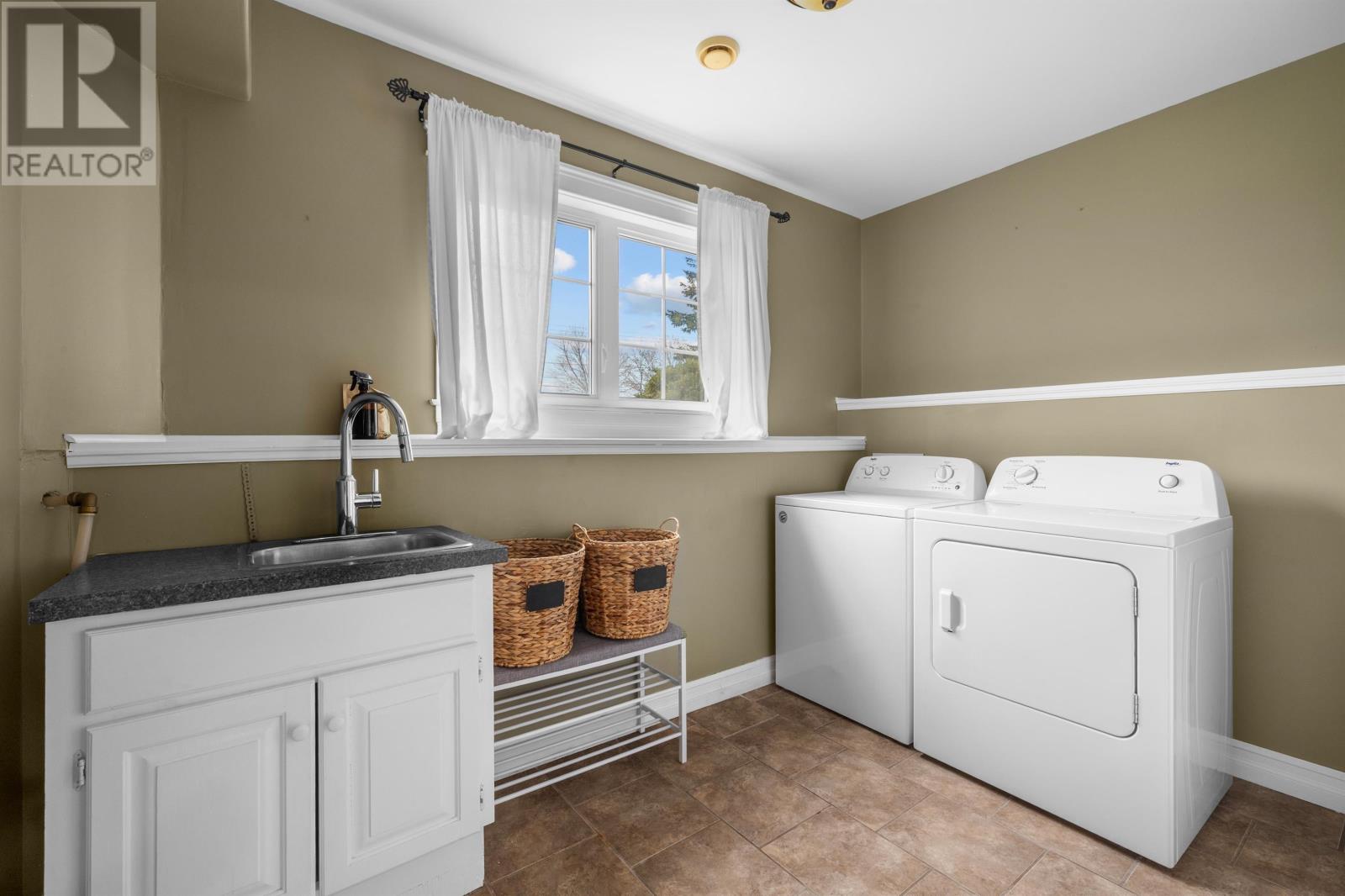218 Mason Road, Stratford, Prince Edward Island  C1B 2E9 - Photo 29 - 202606825