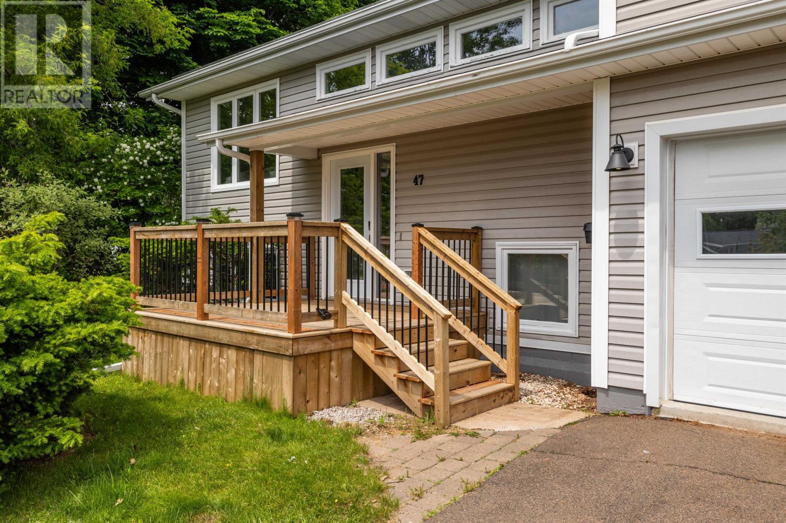 47 Admiral Street, Charlottetown, Prince Edward Island  C1A 2C5 - Photo 2 - 202607062