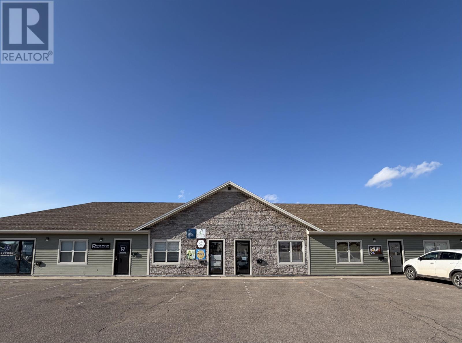 G 13 Myrtle St, Stratford, Prince Edward Island  C1B 1P4 - Photo 2 - 202607078