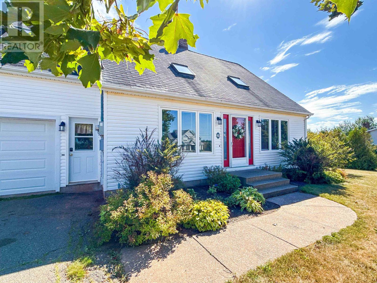 6 Fox Run Drive, West Royalty, Prince Edward Island  C1E 2J1 - Photo 5 - 202607164