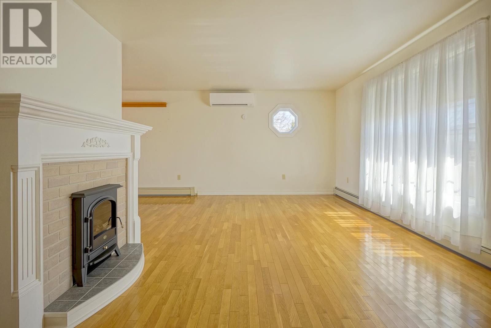 13 Hurry Road, Charlottetown, Prince Edward Island  C1E 3C5 - Photo 5 - 202607370