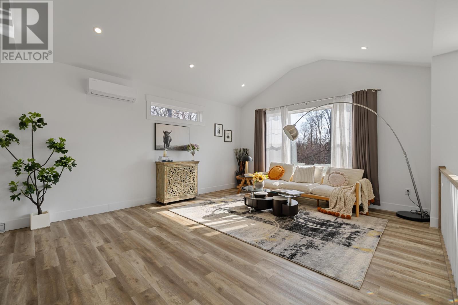 74 England Circle, West Royalty, Prince Edward Island  C1E 1W9 - Photo 7 - 202607565