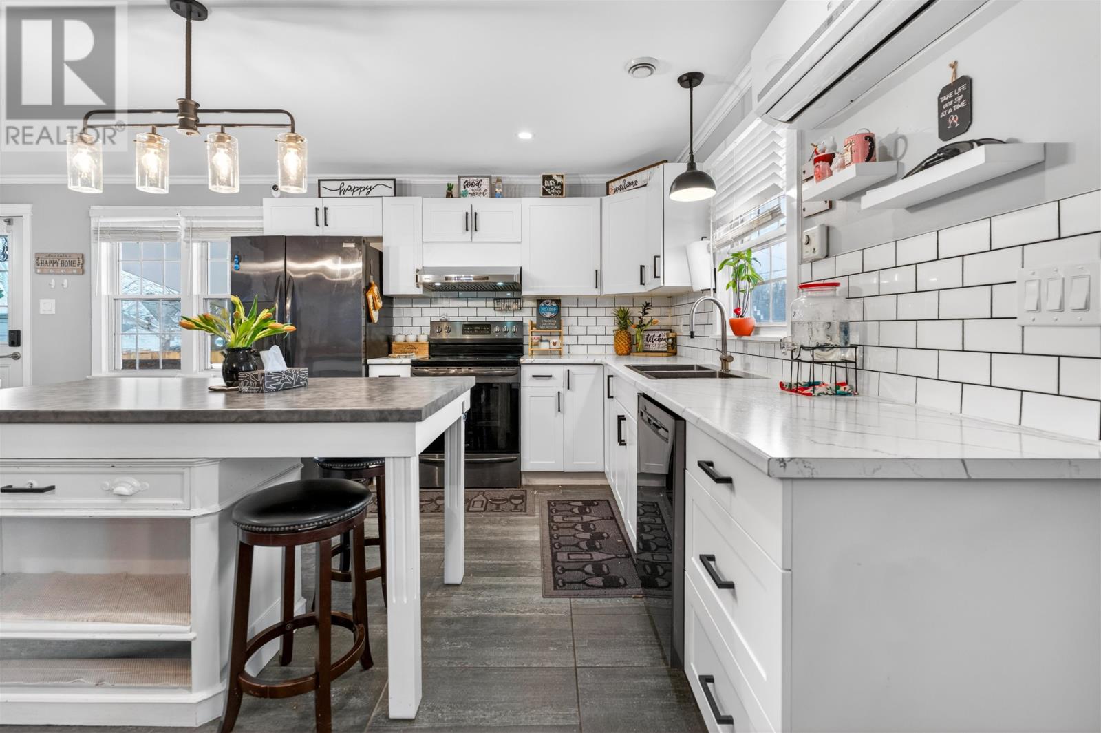 338 Myrtle Street, Summerside, Prince Edward Island  C1N 1X6 - Photo 19 - 202607595