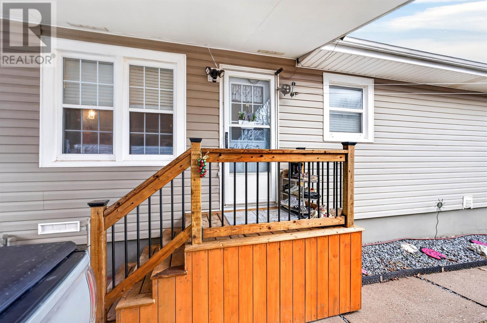 338 Myrtle Street, Summerside, Prince Edward Island  C1N 1X6 - Photo 9 - 202607595