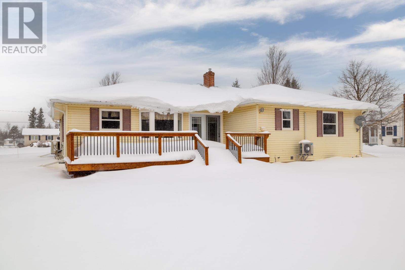 4 Cudmore Lane, Brackley, Prince Edward Island  C1E 2P8 - Photo 2 - 202607608