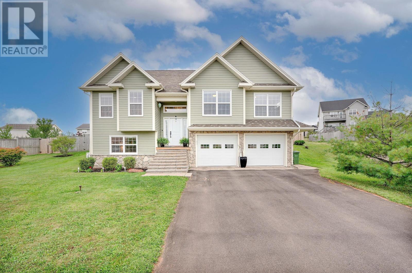 15 Lily Court, Stratford, Prince Edward Island