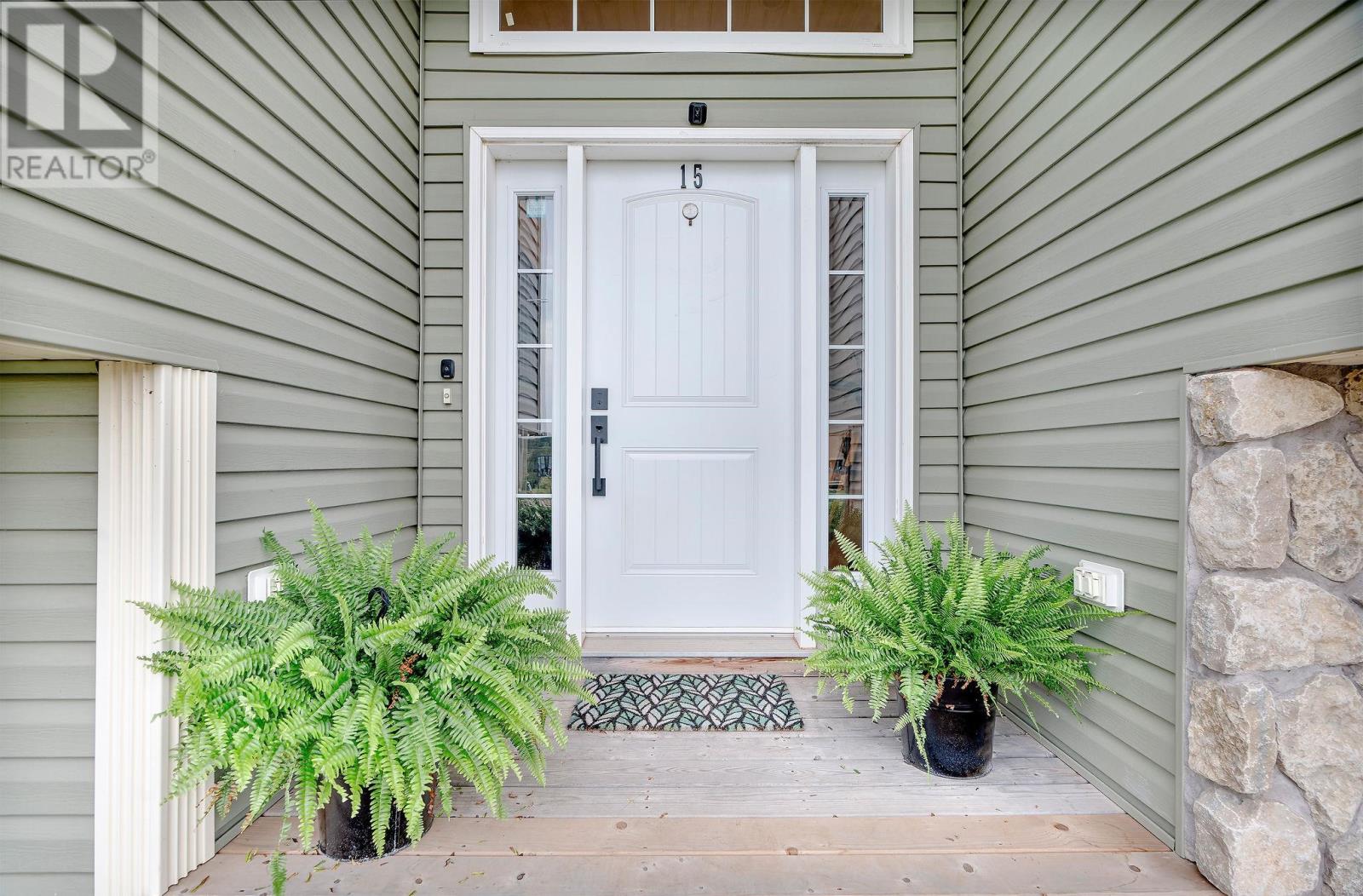 15 Lily Court, Stratford, Prince Edward Island  C1B 0H6 - Photo 2 - 202607622