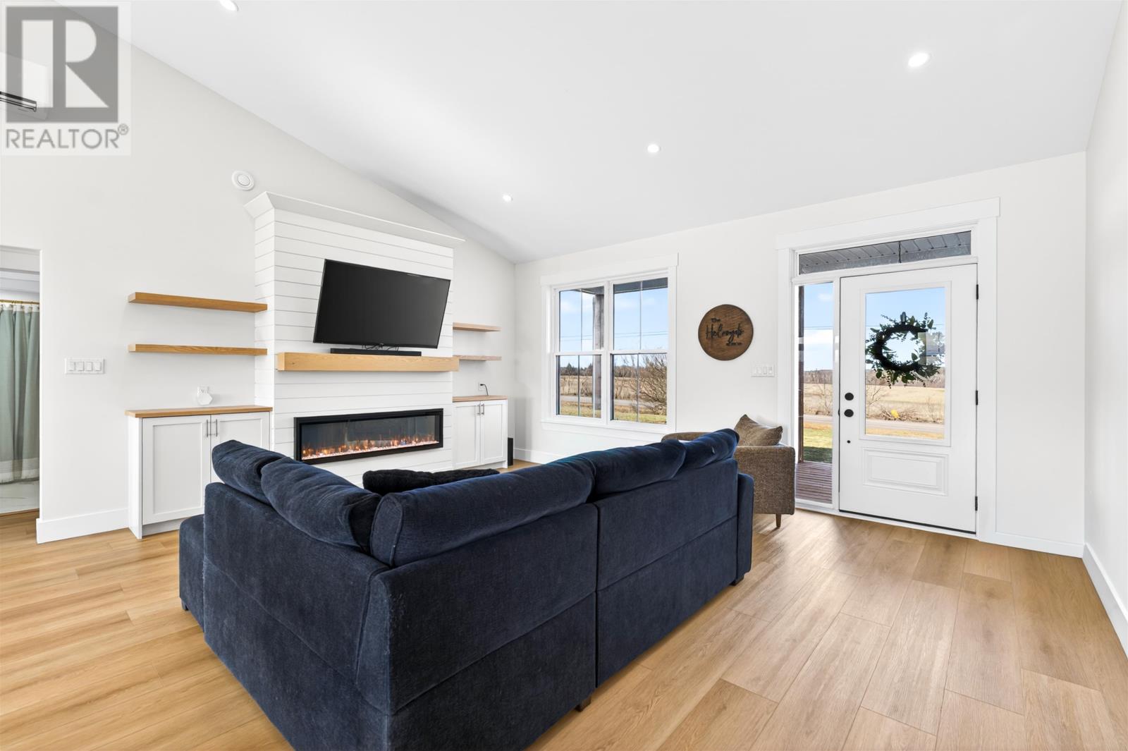 329 Macinnis Road, Winsloe North, Prince Edward Island  C1E 0R2 - Photo 10 - 202607823