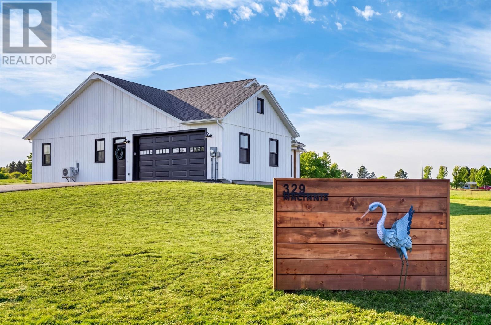 329 Macinnis Road, Winsloe North, Prince Edward Island  C1E 0R2 - Photo 3 - 202607823