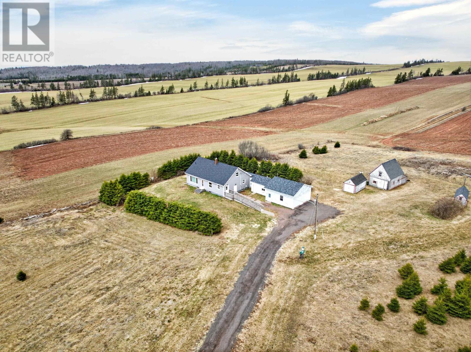 1621 Irishtown Road, Irishtown, Prince Edward Island  C0B 1M0 - Photo 2 - 202608007