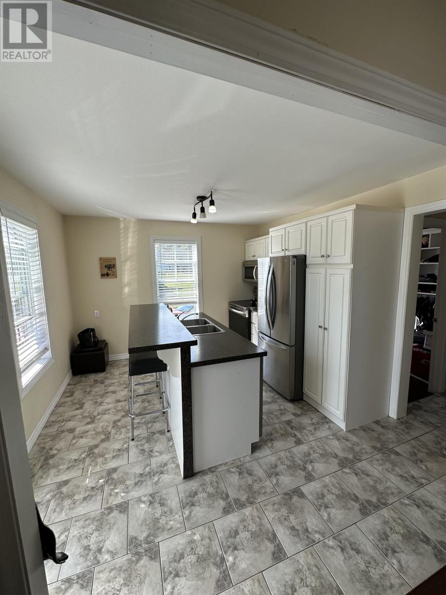 47 Oak Drive, Charlottetown, Prince Edward Island  C1A 6T6 - Photo 4 - 202608249