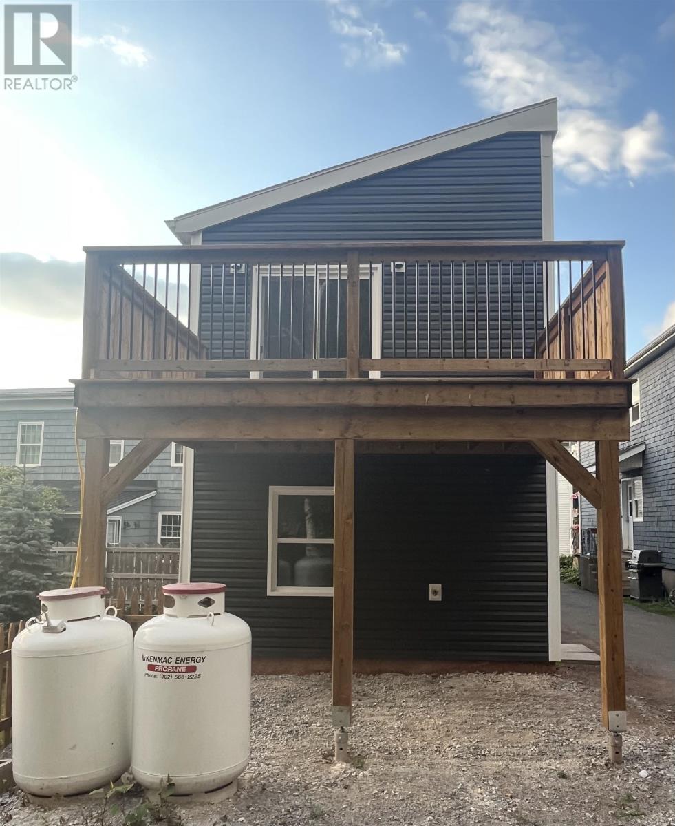 10 Chestnut Street, Charlottetown, Prince Edward Island  C1A 5R1 - Photo 2 - 202608245