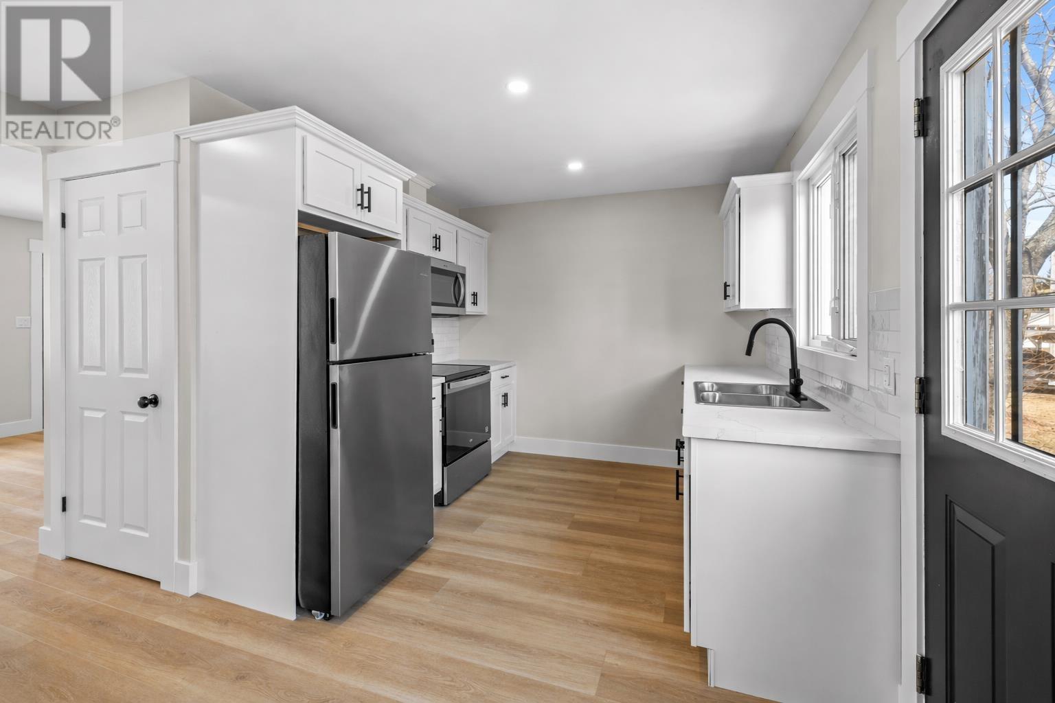 B 176 St. Peter's Road, Charlottetown, Prince Edward Island  C1A 5P9 - Photo 10 - 202608493