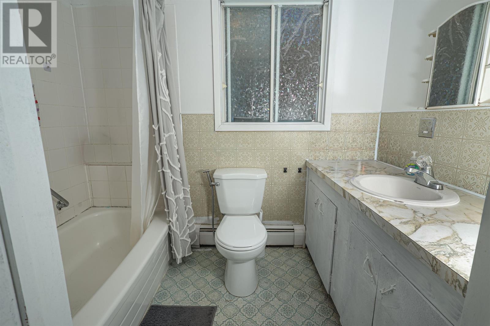 198 Cumberland Street, Charlottetown, Prince Edward Island  C1A 5C6 - Photo 11 - 202608568