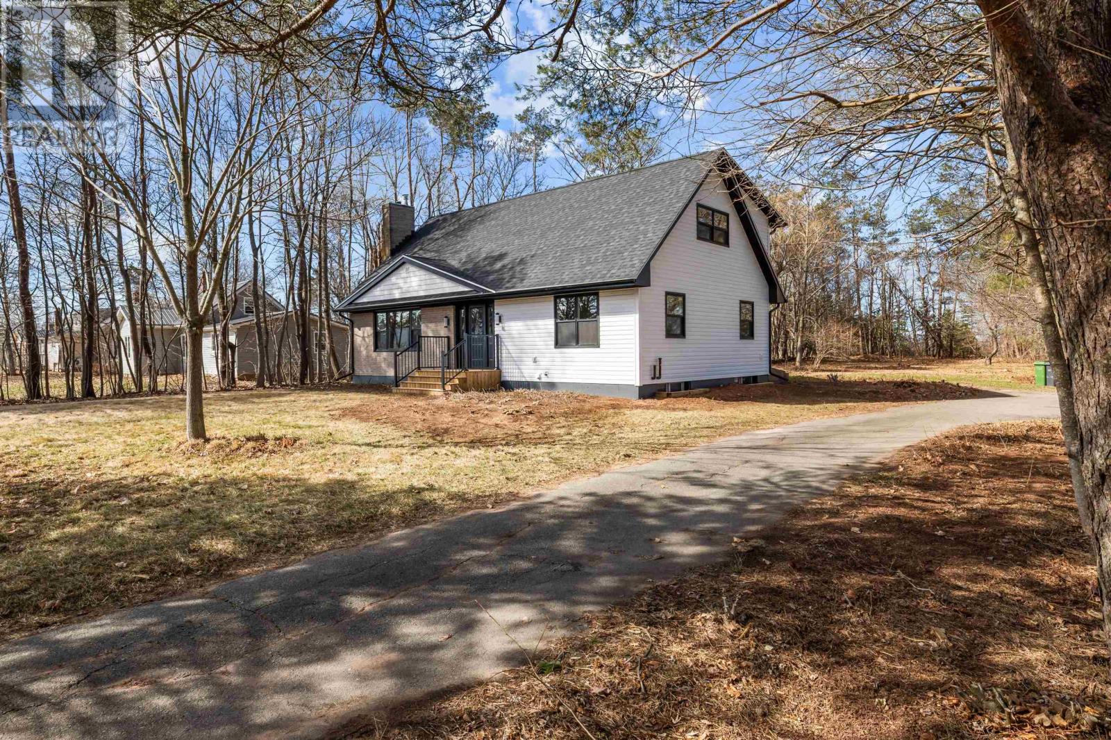 33 Wood Island Road, Montague, Prince Edward Island  C0A 1R0 - Photo 3 - 202608613