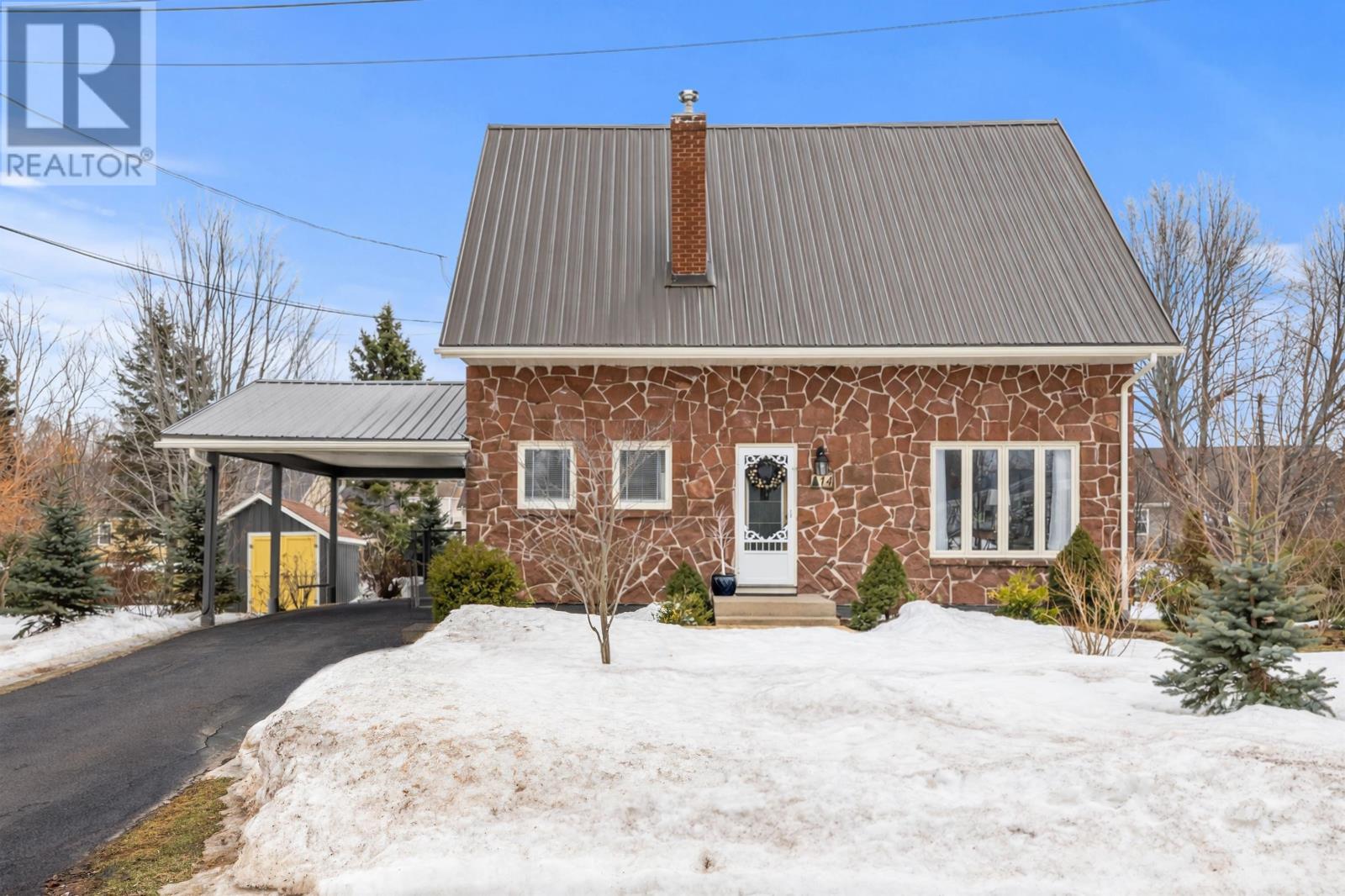 14 Laura Jean Crescent, Cornwall, Prince Edward Island  C0A 1H4 - Photo 1 - 202608805