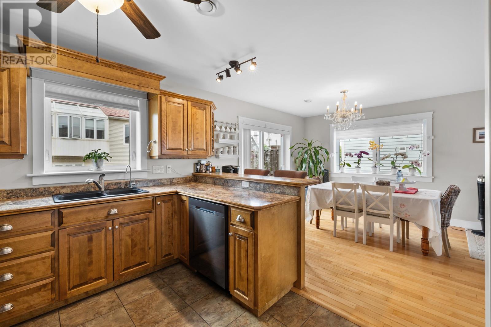 263 King Street, Charlottetown, Prince Edward Island  C1A 1C4 - Photo 15 - 202608833