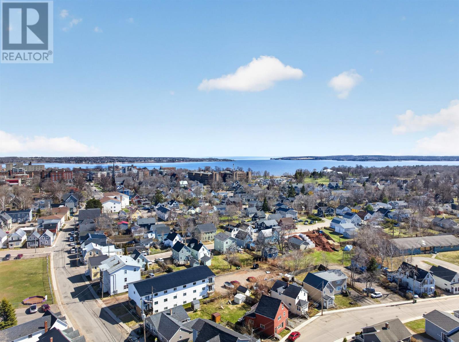 9 Douglas Street, Charlottetown, Prince Edward Island  C1A 2H9 - Photo 4 - 202608971