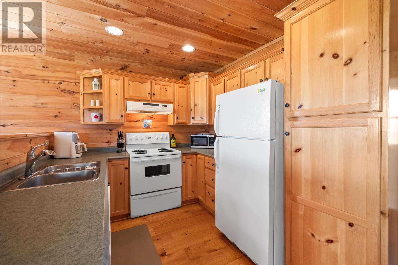 236 Hebrides Lane, New London, Prince Edward Island  C0B 1M0 - Photo 11 - 202609262