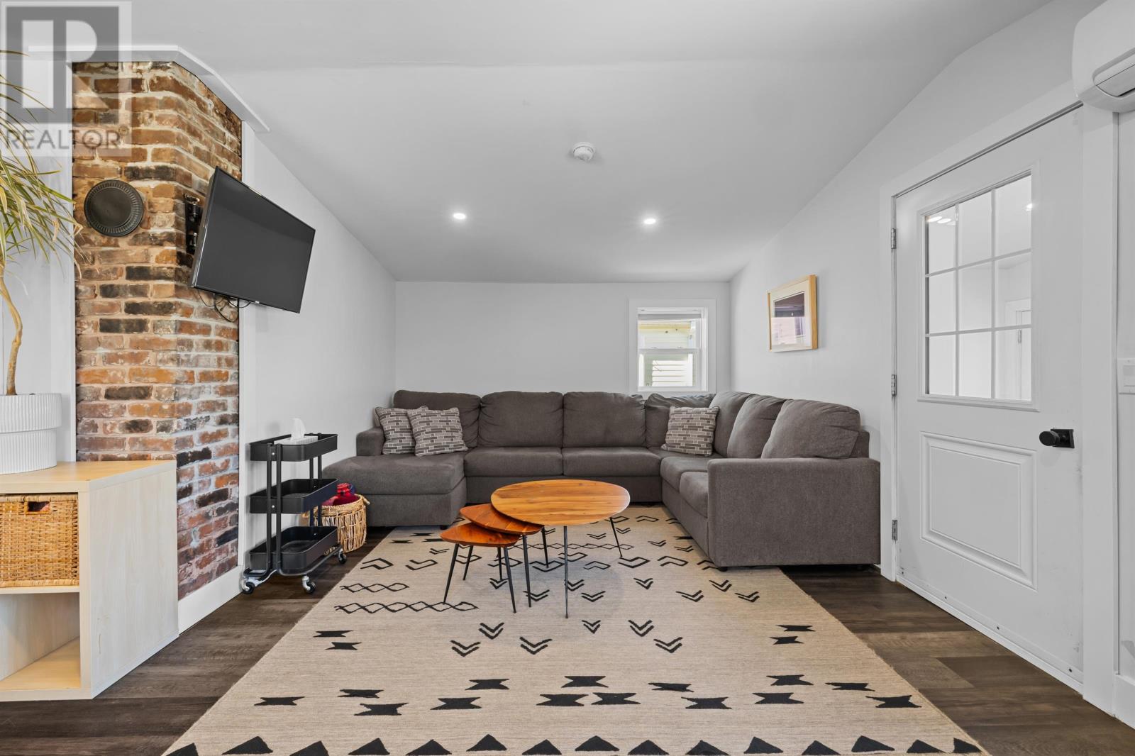 9 Desbrisay Crescent, Charlottetown, Prince Edward Island  C1A 4H1 - Photo 5 - 202609407