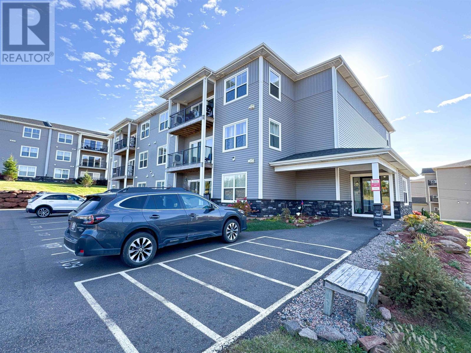 108 210 Shakespeare Drive, Stratford, Prince Edward Island  C1B 4B7 - Photo 1 - 202609411