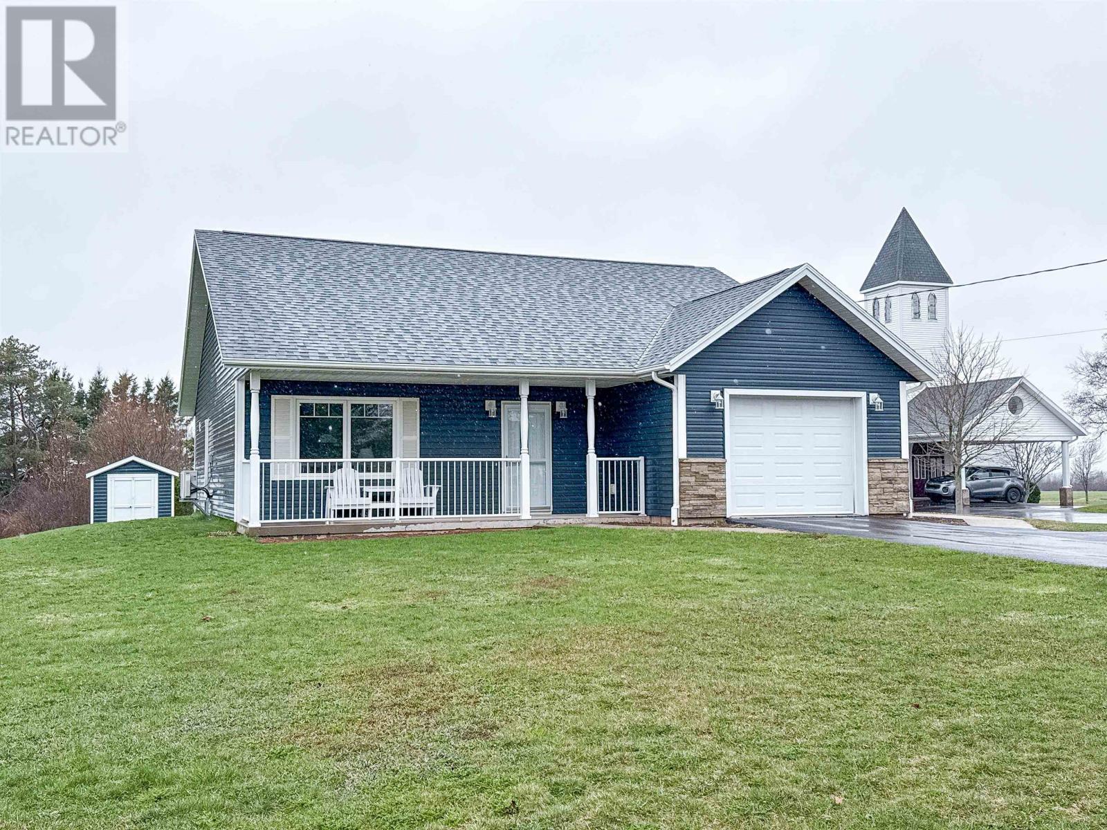 751 Route 25, 751 York Road, York, Prince Edward Island  C0A 1P0 - Photo 1 - 202609606
