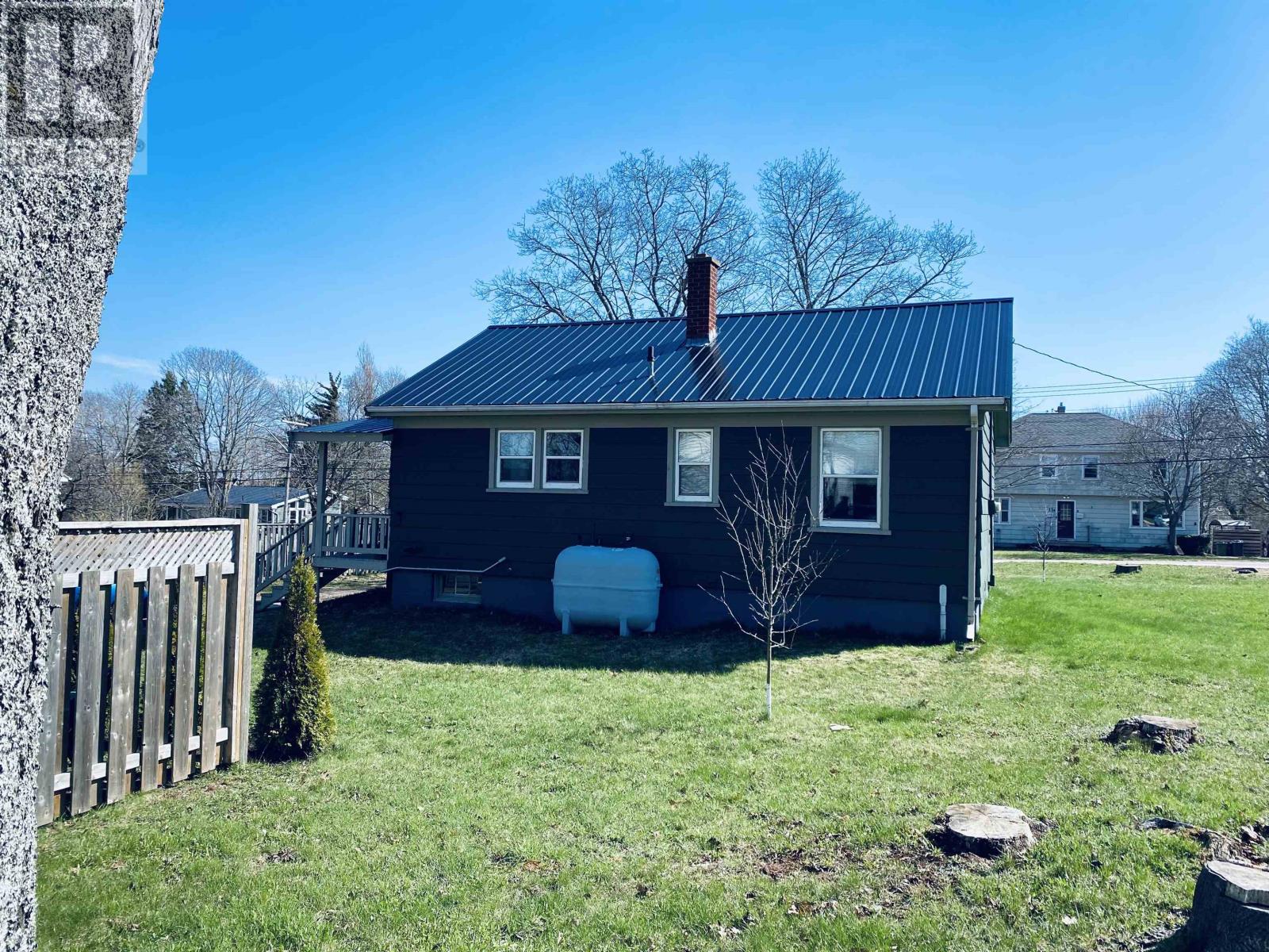 6 Gordon Drive, Charlottetown, Prince Edward Island  C1A 6B7 - Photo 46 - 202609613