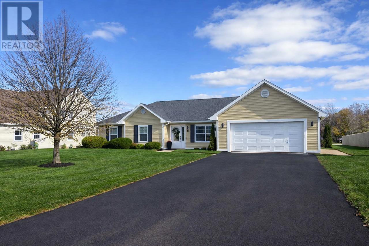 34 Golf View Drive, Stratford, Prince Edward Island  C1B 2V6 - Photo 1 - 202609643