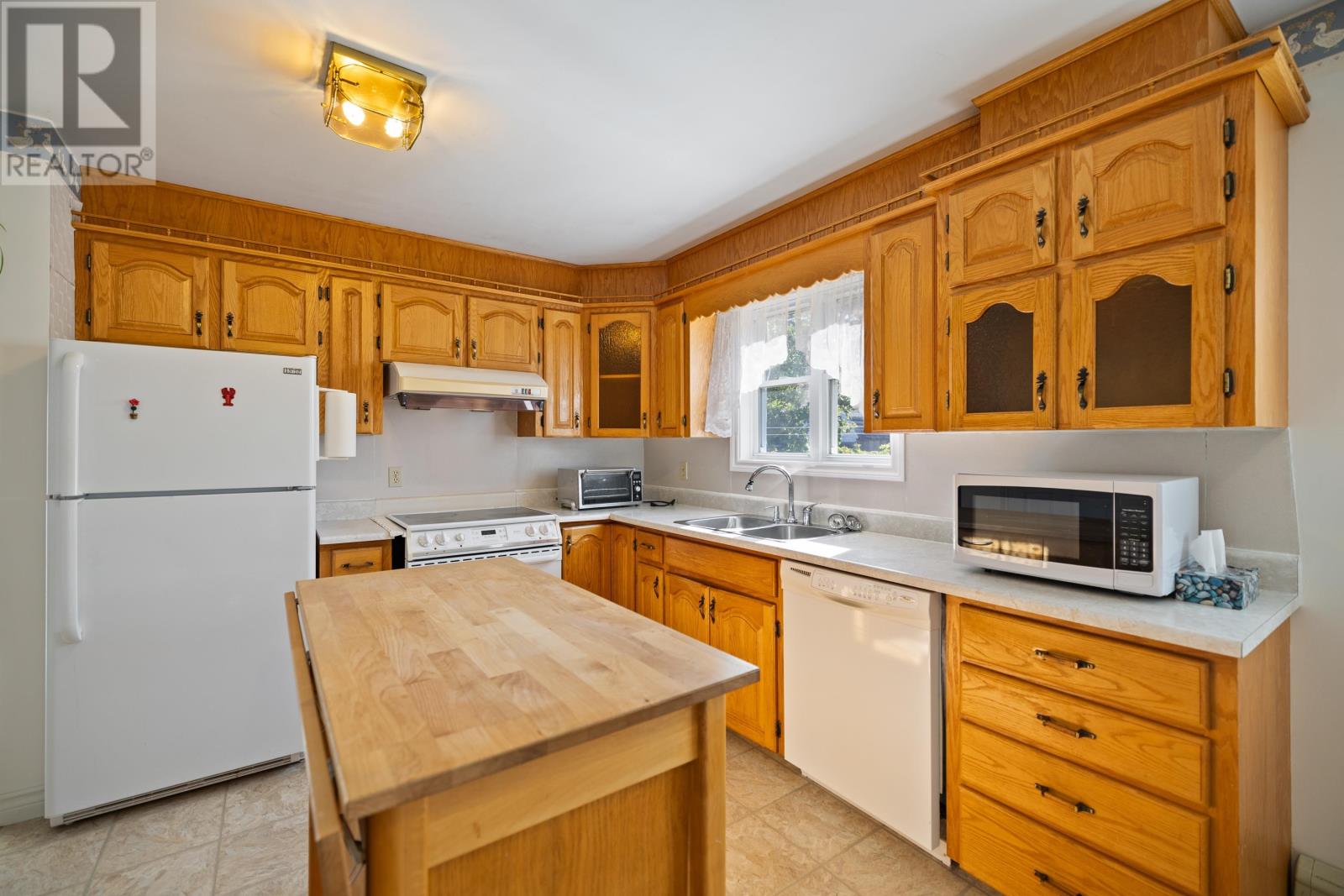 633 Queen Street, Charlottetown, Prince Edward Island  C1A 9C7 - Photo 12 - 202609741