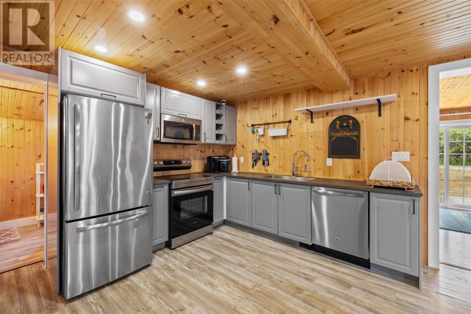 10 Creek Road, St. Peter's Harbour, Prince Edward Island  C0A 1S0 - Photo 19 - 202609907